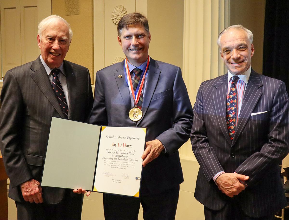 Joe Le Doux with Gordon Prize award